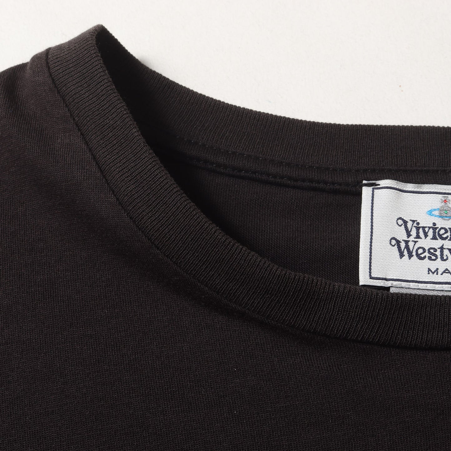 ハート グラフィック Tシャツ (179210 GC0346)