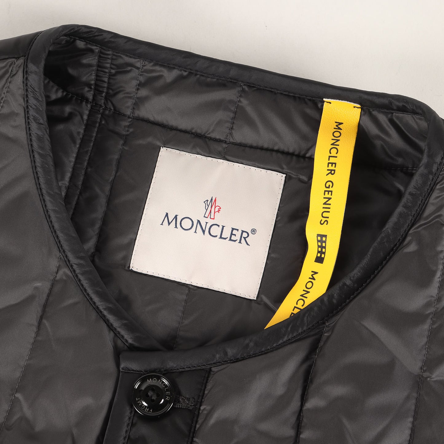 21AW × fragment design バイカラー ダウンベスト (DALIM GILET G209U1A00010 5396Q)