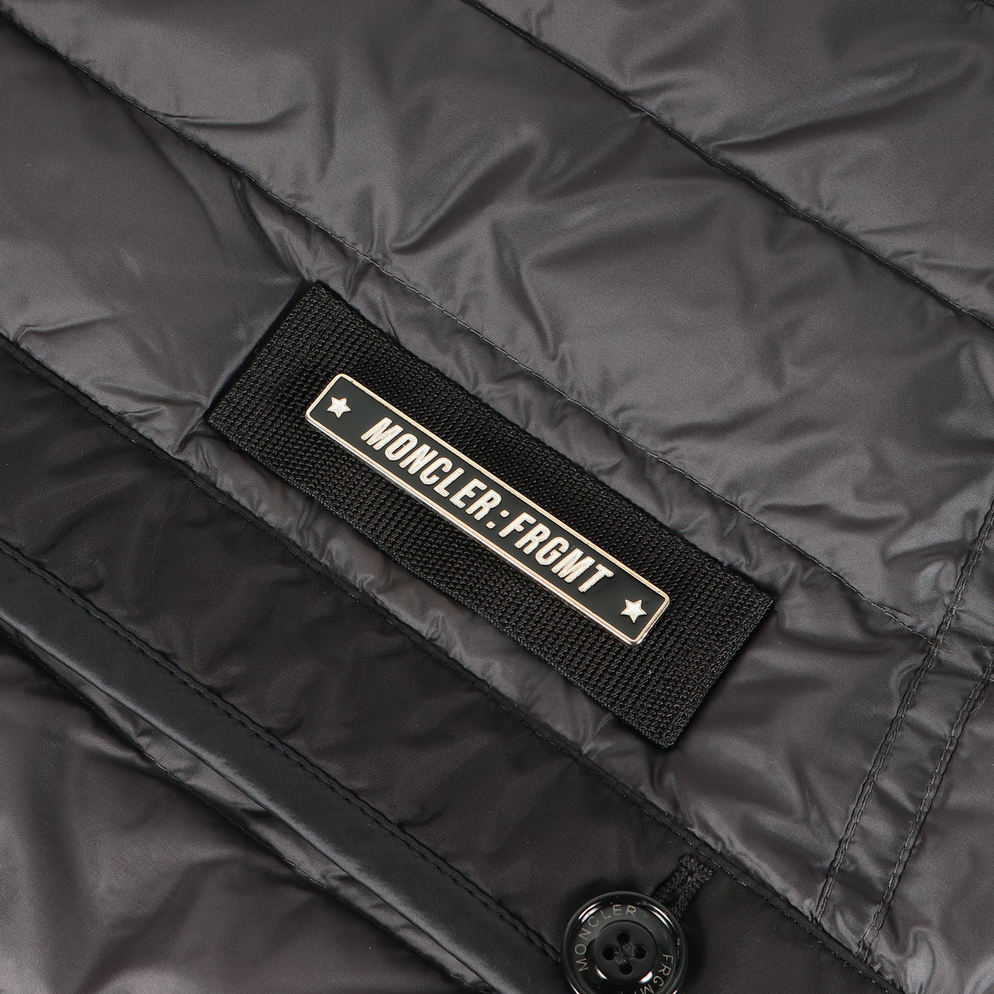 21AW × fragment design バイカラー ダウンベスト (DALIM GILET G209U1A00010 5396Q)