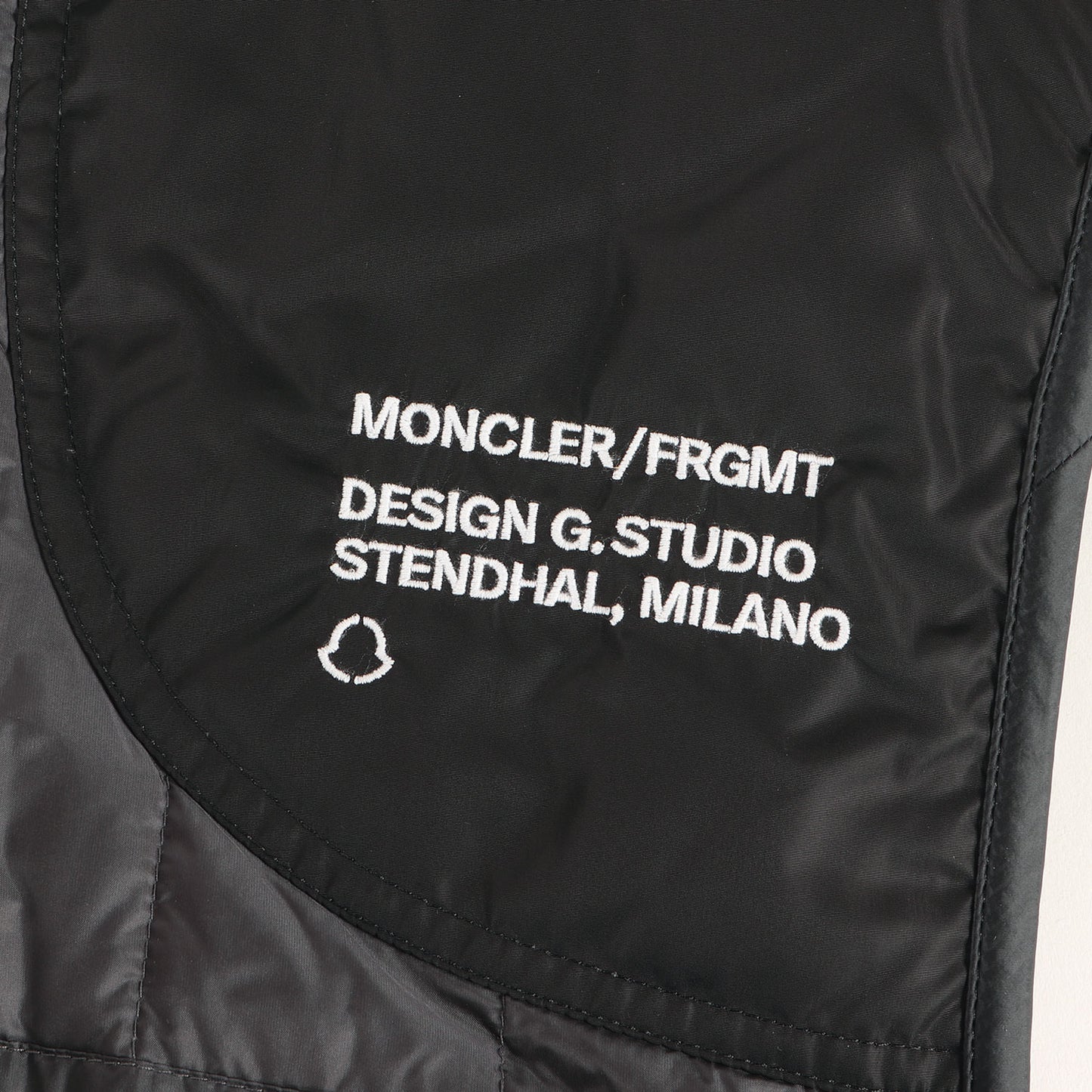 21AW × fragment design バイカラー ダウンベスト (DALIM GILET G209U1A00010 5396Q)