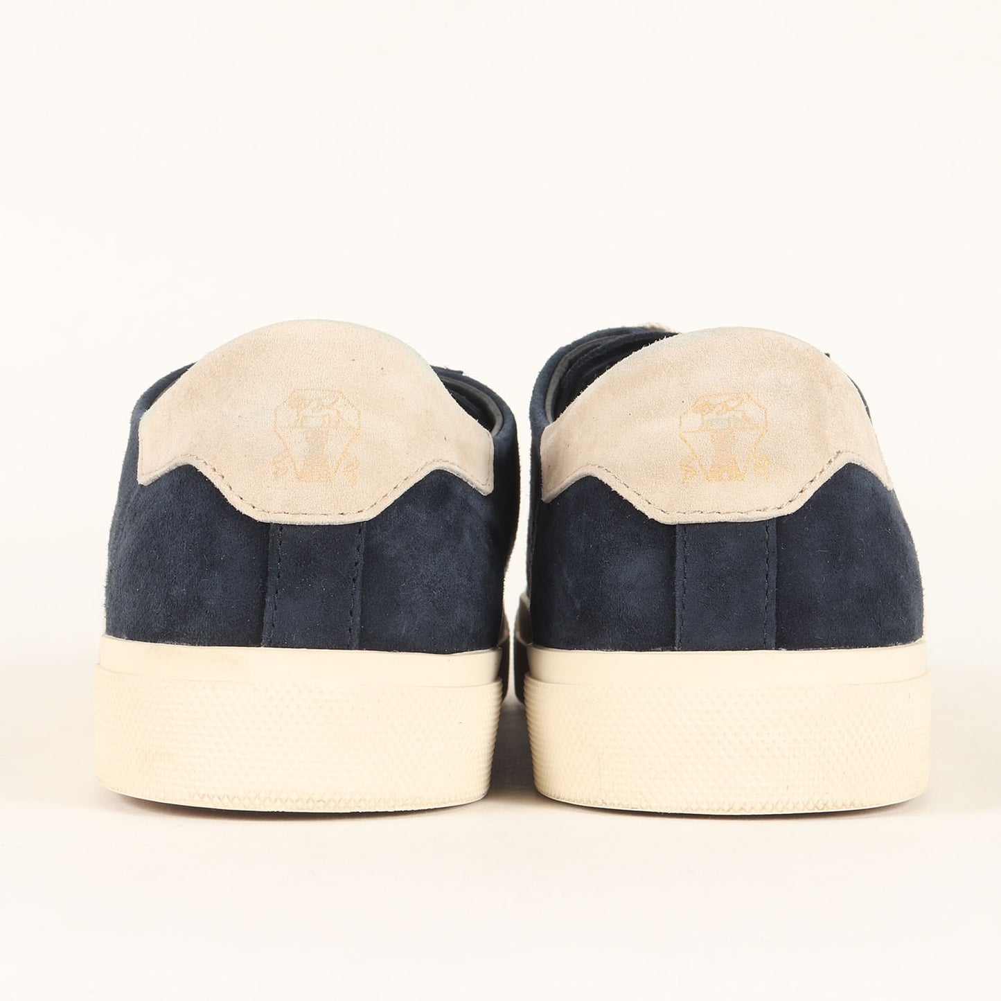 ローカット スウェード スニーカー