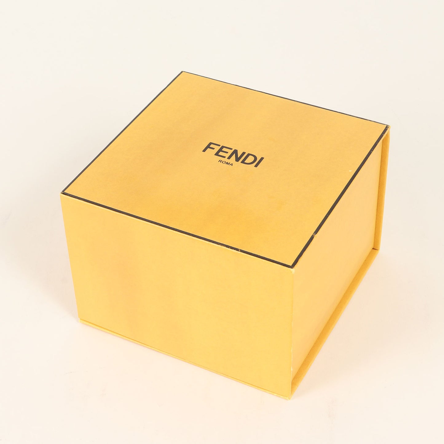 アシンメトリー エフイズ フープ ピアス / 両耳用