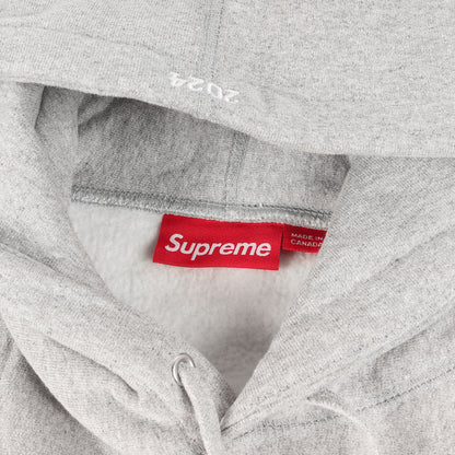24AW ボックスロゴ 刺繍 スウェット パーカー (Box Logo Hooded Sweatshirt)
