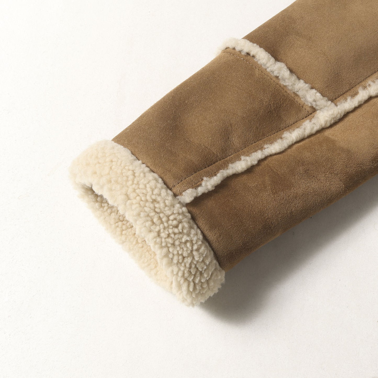 ボアムートン レザー ジャケット (BH438 TFL595)