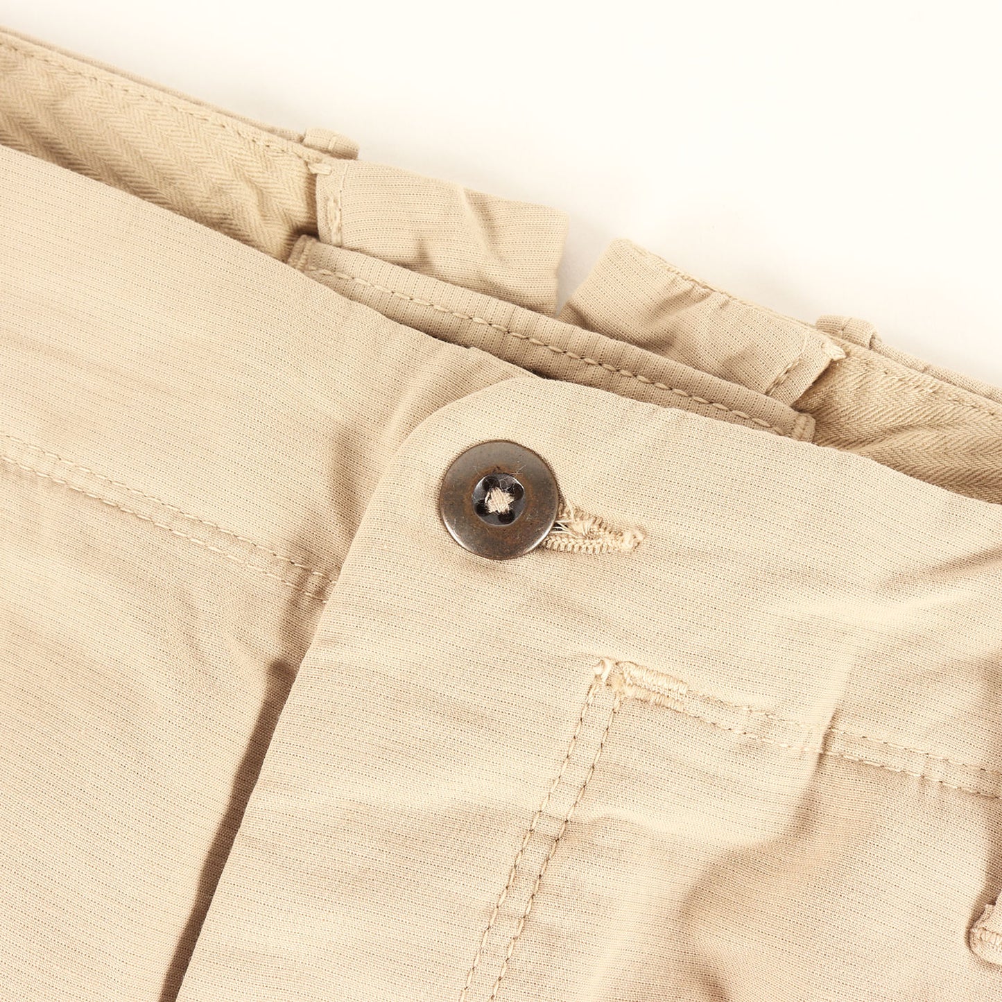 近年モデル ワンタック ガーメントダイ ストレッチ サマーサテン テーパード スラックス パンツ (10X174 90871) / TAPERED FIT