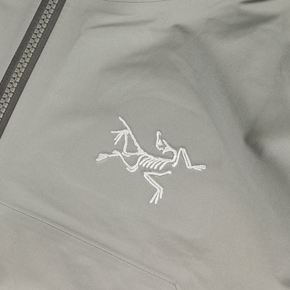 23AW ワンポイントロゴ ナイロン ベータ ジャケット (Beta Jacket) / GORE-TEX