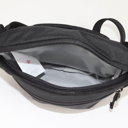 アイコン 刺繍 ポリ クロスボディ バッグ (Mantis 1 Waist Pack X000009234)