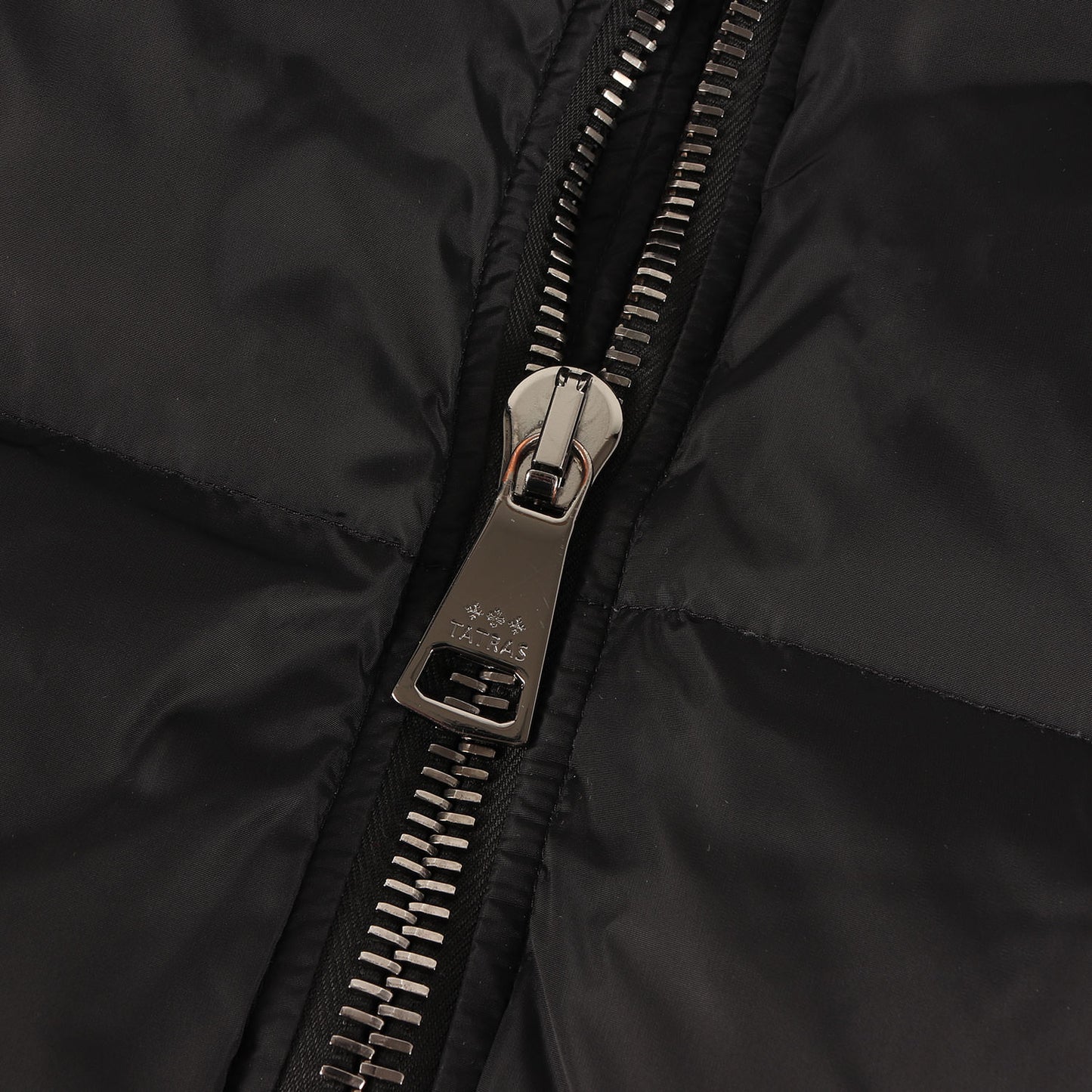 ハイネック フーデッド ダウンジャケット (FAEDO MTK19A4157)