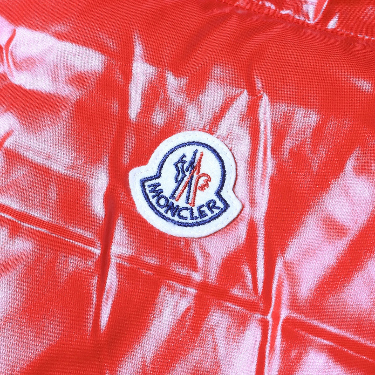 20AW ロゴテープ 刺繍 フーデッド シャイニー ナイロン ダウンベスト (AGNEAUX GILET F20911A51C00 68950)