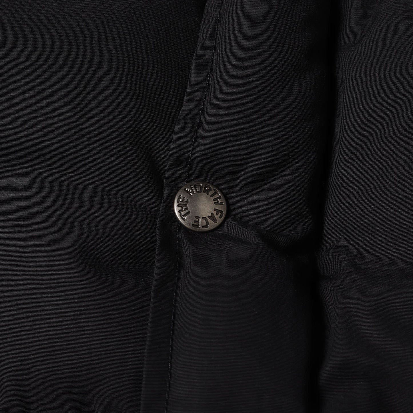 × THE NORTH FACE フード付き ラバーロゴ ダウンジャケット (WT-J407)