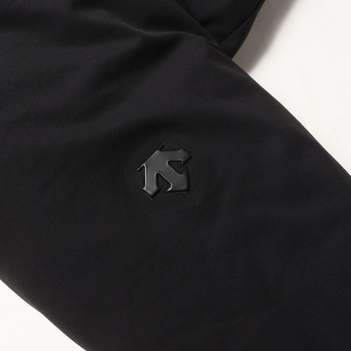 × 水沢ダウン フーデッド ダウンジャケット (SHUTTLE DIA3771U) / ALLTERRAIN