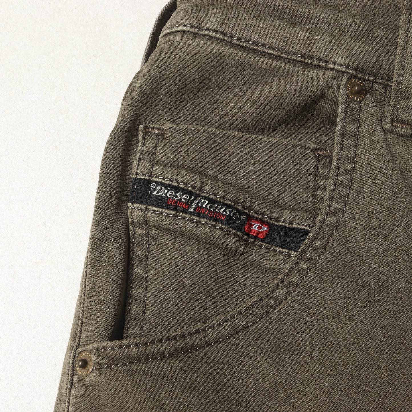 近年モデル ストレッチ デニム スキニー パンツ (KROOLEY-E-NE A00088 0670M)