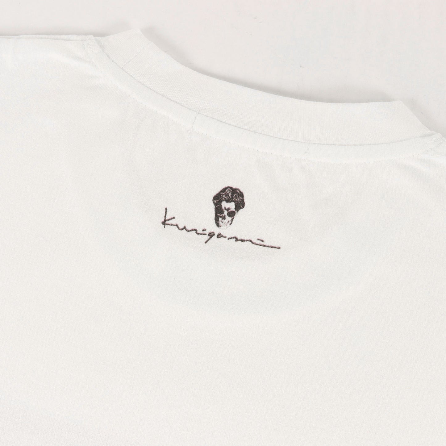 × CAMEL × Kazumi Kurigami × DESERTA SWITCH 海を見る少女 Tシャツ