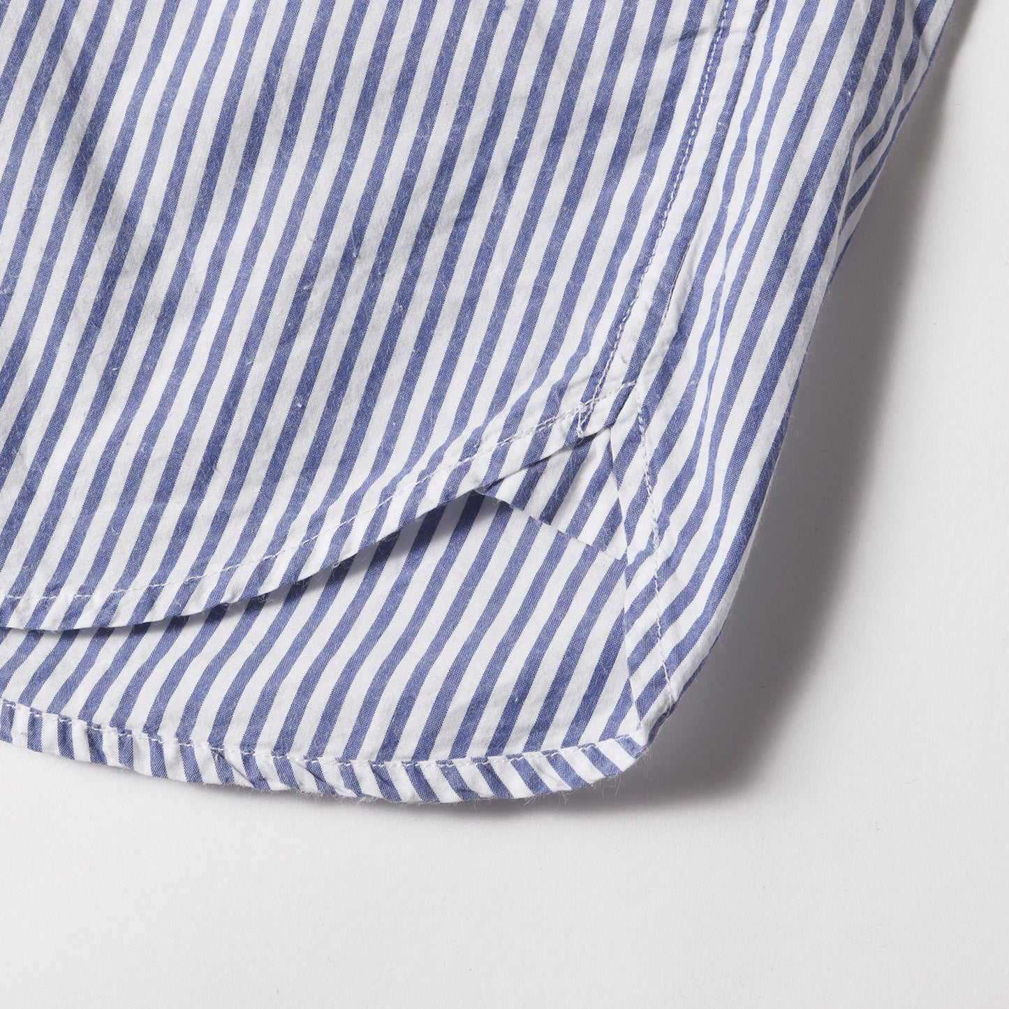 ストライプ スタンダードフィット コンフォート シャツ (COMFORT SHIRT STANDARD FIT 171102) / MADE IN JAPAN