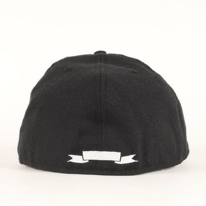× NEW ERA 59FIFTY ロゴ 刺繍 ベースボール キャップ (Funkadelic New Era)