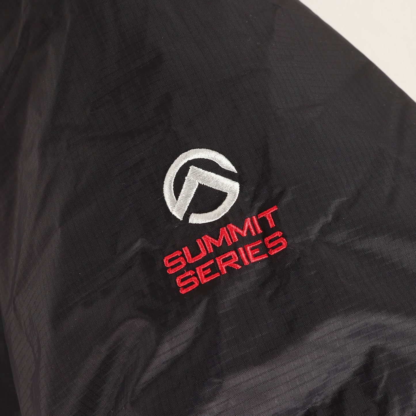 × THE NORTH FACE Sロゴ ヒマラヤンパーカー (S Logo Himalayan Parka ND92003I)