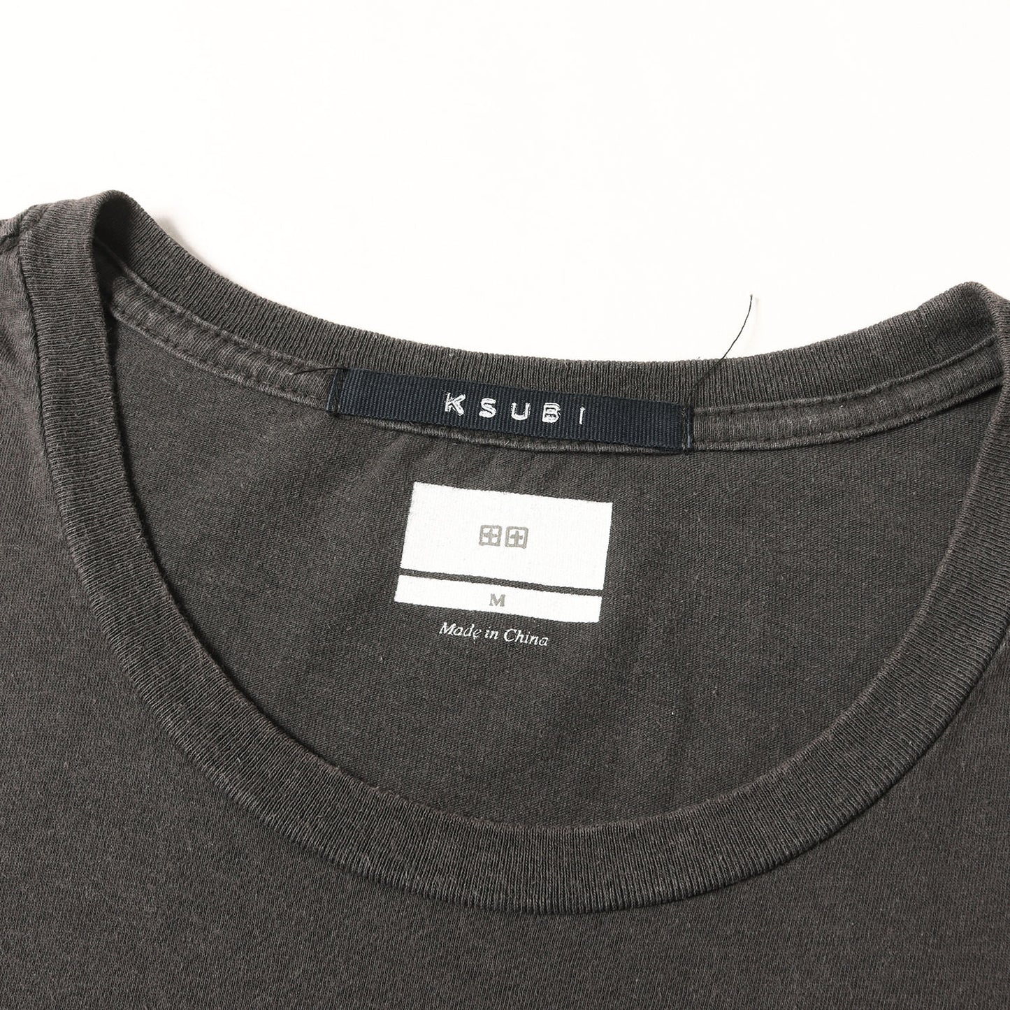 グラフィック ロゴ Tシャツ (DIVINE COMEDY SS TEE BACK TO BLACK)