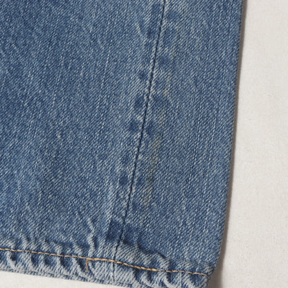 スタッズ スリムストレート デニムパンツ (0201AP02)