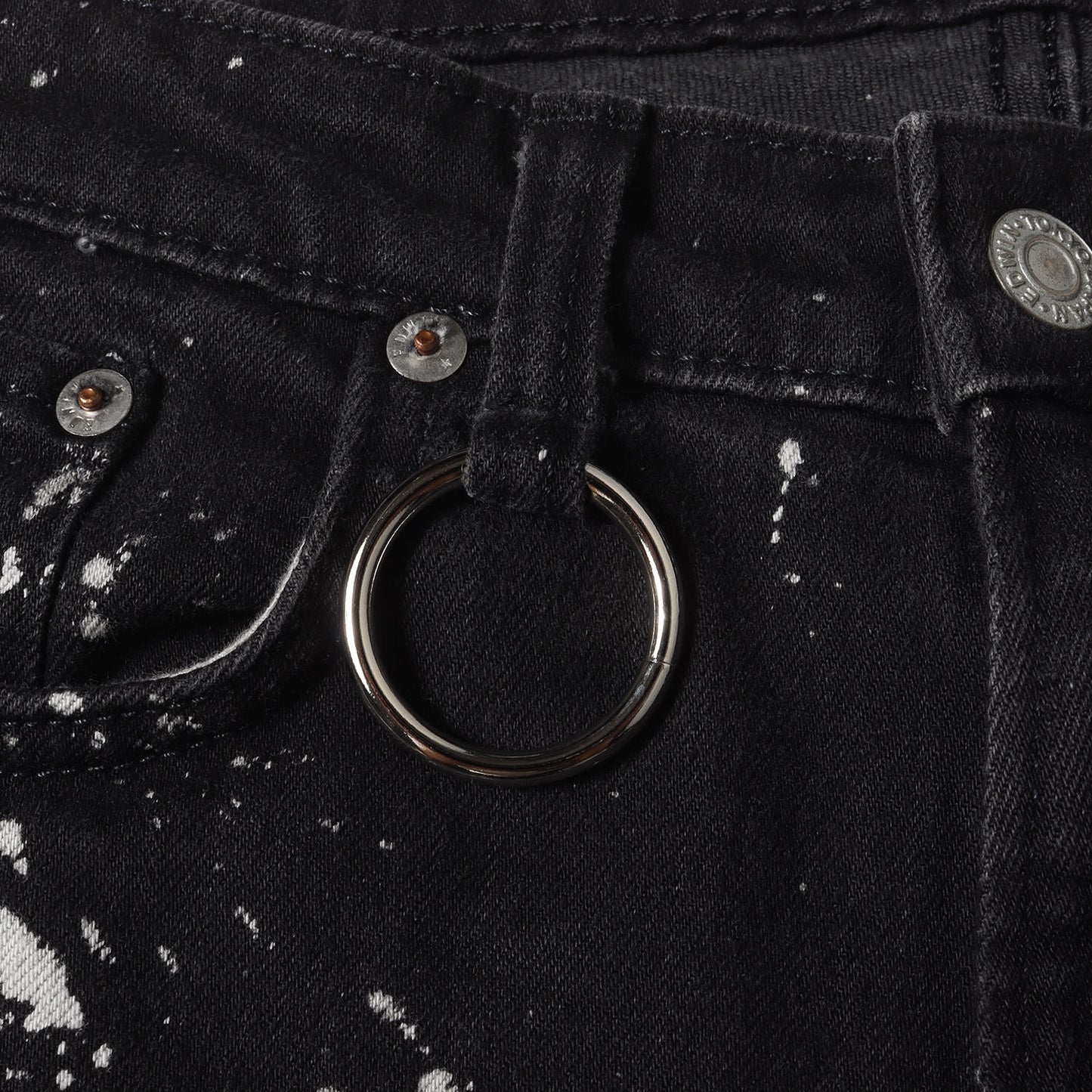 × EDWIN パッチ ストレッチ ブラックデニム スキニーパンツ (Patch Slim Tapered Pants KLED21)