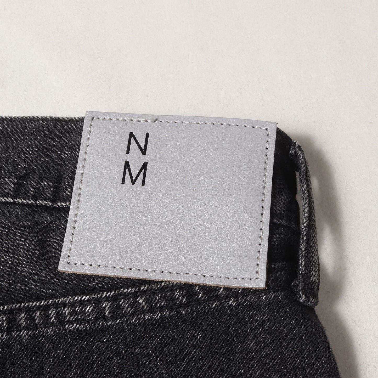 25SS × New Manual ヴィンテージ加工 スリム テーパード デニム パンツ (WP-P912) / ボタンフライ