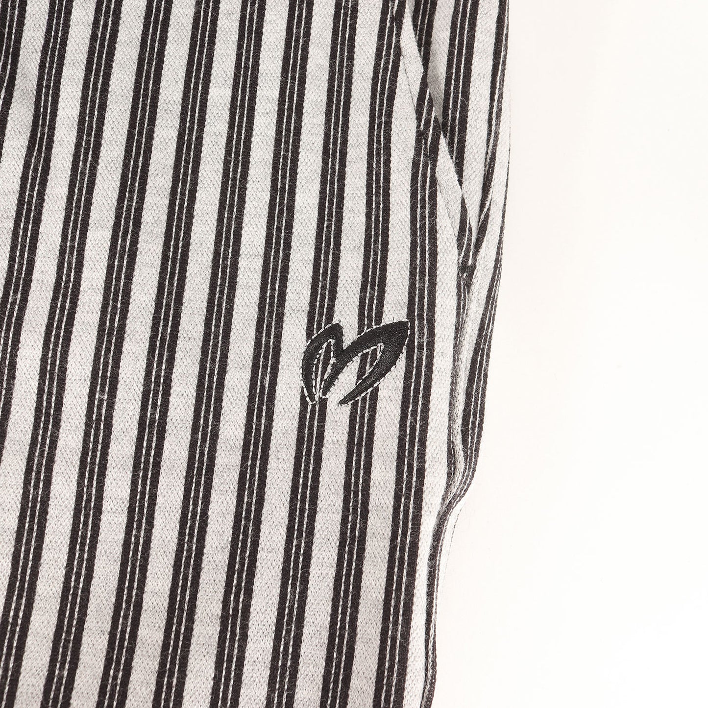 25SS ワンタック トリプルストライプ ストレッチ ショートパンツ (SHORT PANTS) / SAMPLE