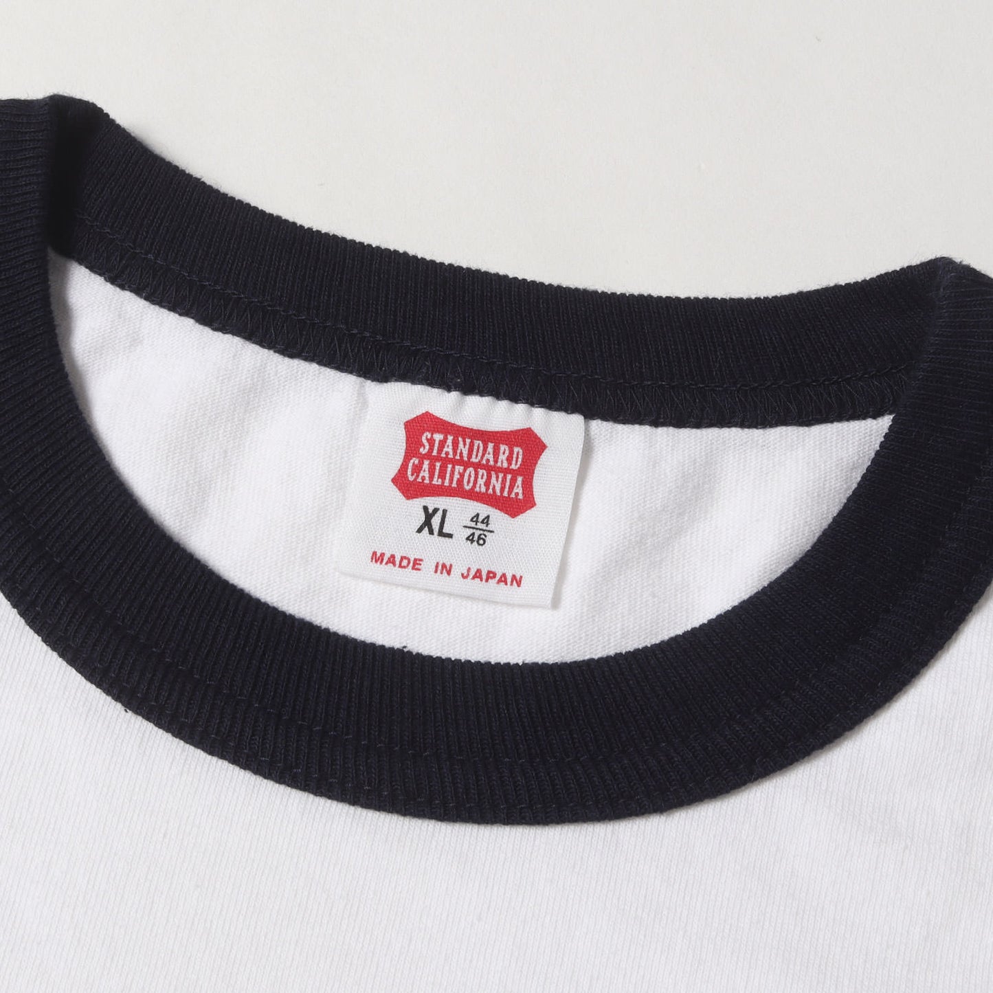 25SS グラフィック ロゴ リンガーネック ロングスリーブ Tシャツ (SD US Cotton Script Logo Ringer Long Sleeve T)
