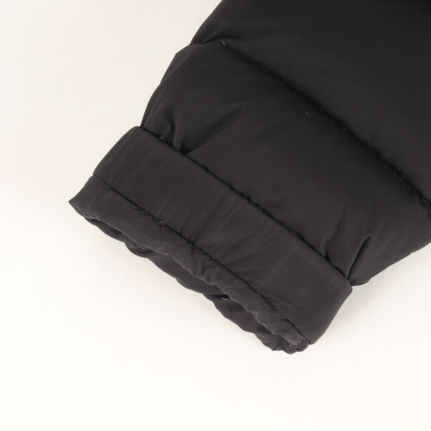 フード付き ストレッチ マットナイロン ダウンジャケット (ARC GIUBBOTTO)