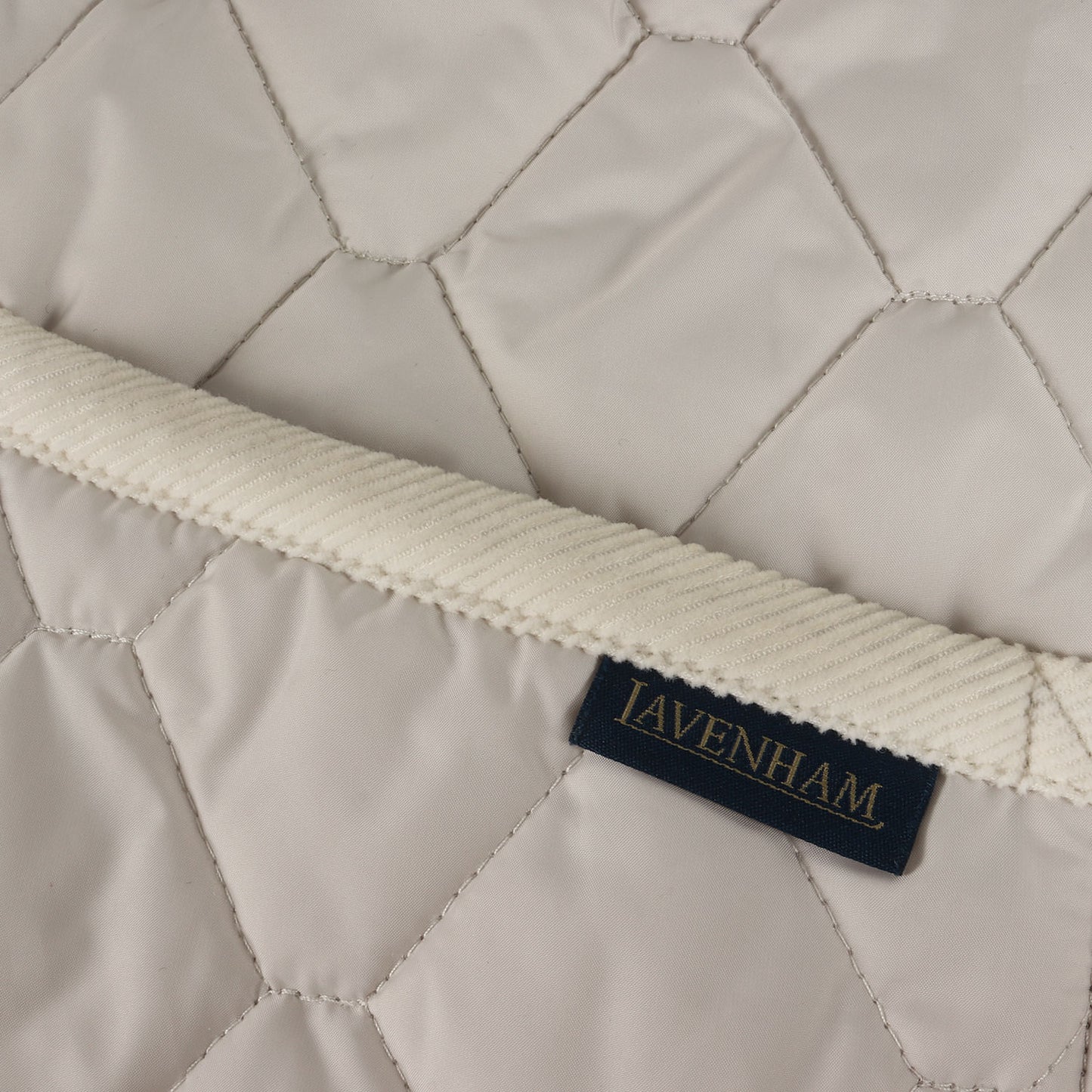 ハニカムキルト パテッド ベスト (Thornham Honeycomb Quilt) / MADE IN ENGLAND