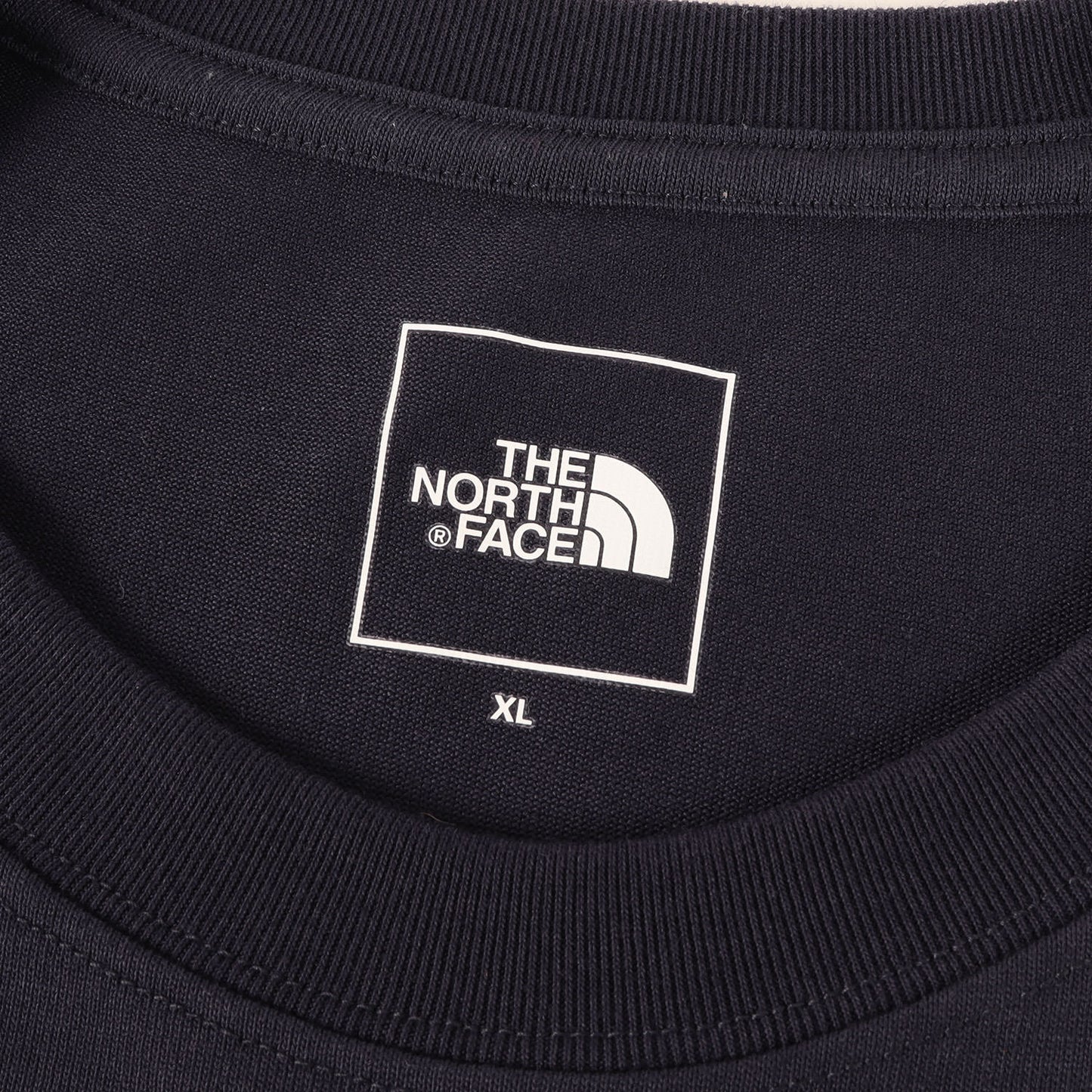 バック スクエア ロゴ Tシャツ (S/S Back Square Logo Tee)