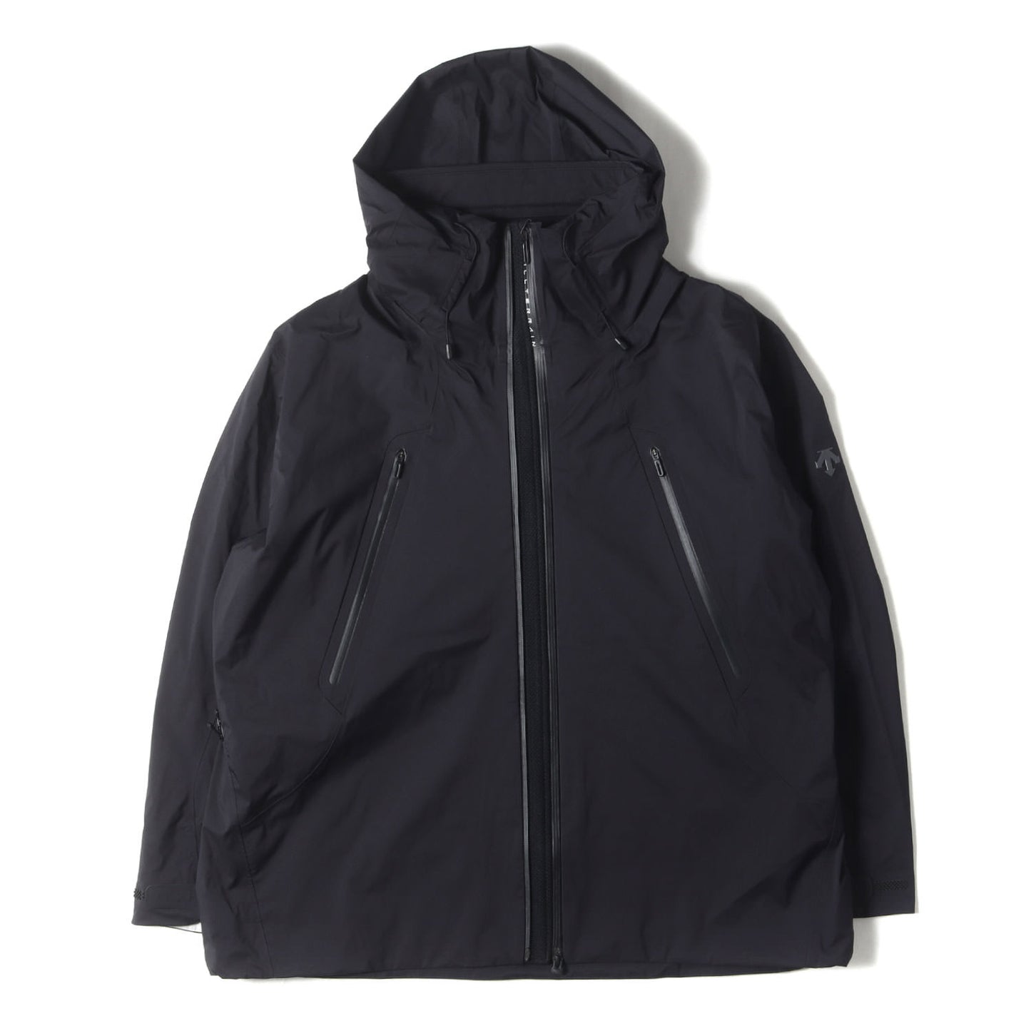 24AW × DESCENTE ナイロン マウンテンパーカー (Oversized CREAS Hard Shell Jacket DU4FWBGPMB) / ALLTERAIN