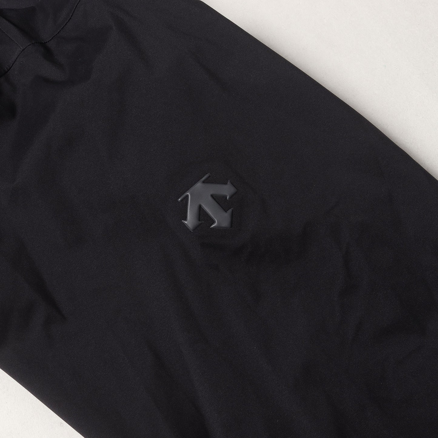 24AW × DESCENTE ナイロン マウンテンパーカー (Oversized CREAS Hard Shell Jacket DU4FWBGPMB) / ALLTERAIN
