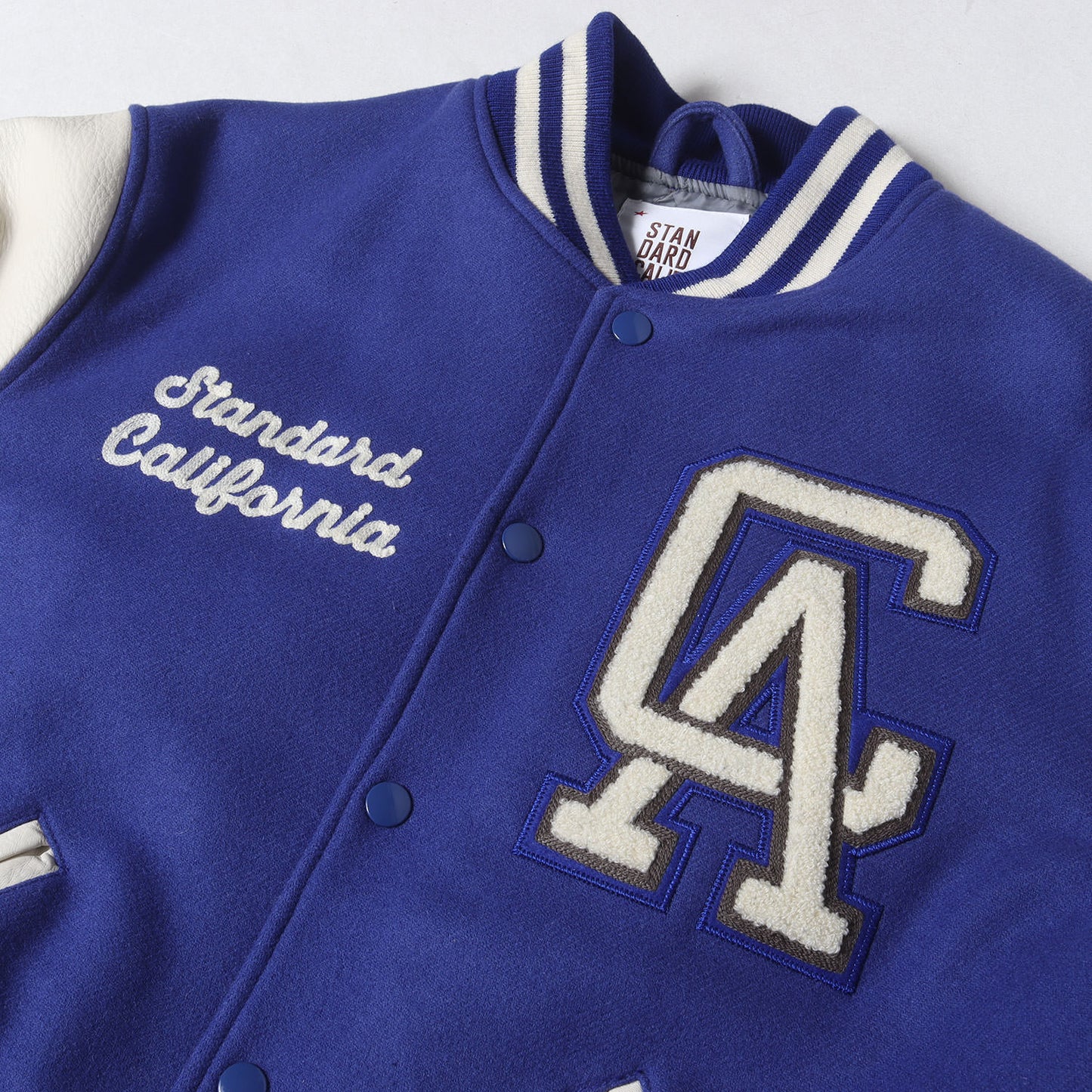ロゴ チェーン刺繍 ワッペン カウレザースリーブ メルトン スタジャン (SD VARSITY JACKET)