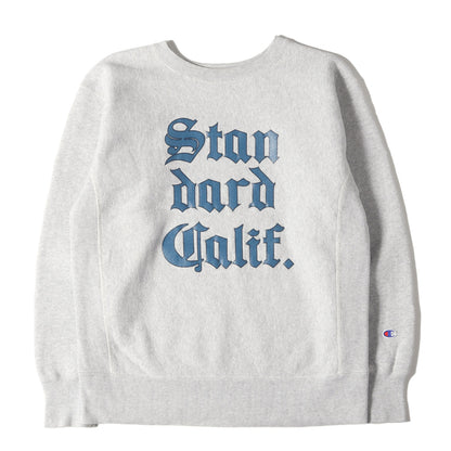 22AW × Champion 単色タグ オールドイングリッシュ ロゴ リバスウィーブ スウェット (CHAMPION × SD Reverse Weave Crew Sweat Official Store Limited)