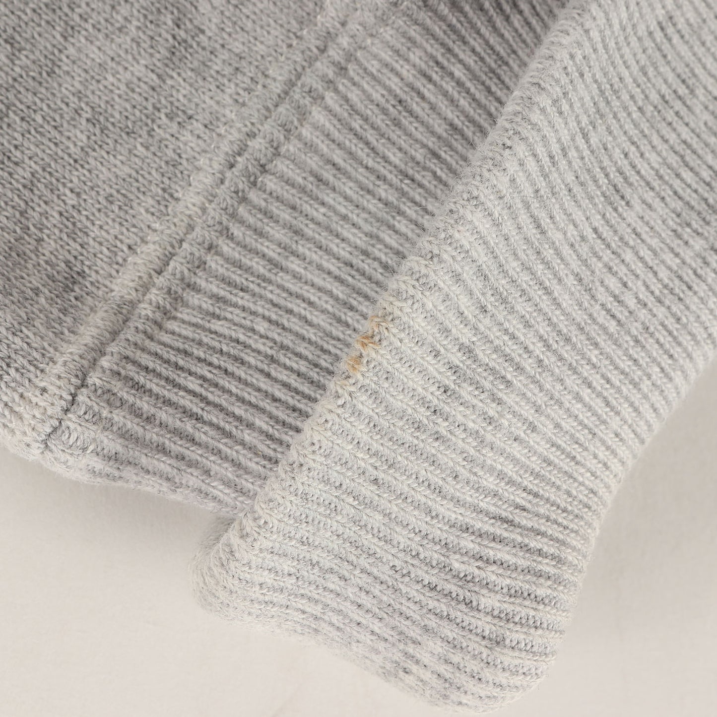 22AW × Champion 単色タグ オールドイングリッシュ ロゴ リバスウィーブ スウェット (CHAMPION × SD Reverse Weave Crew Sweat Official Store Limited)