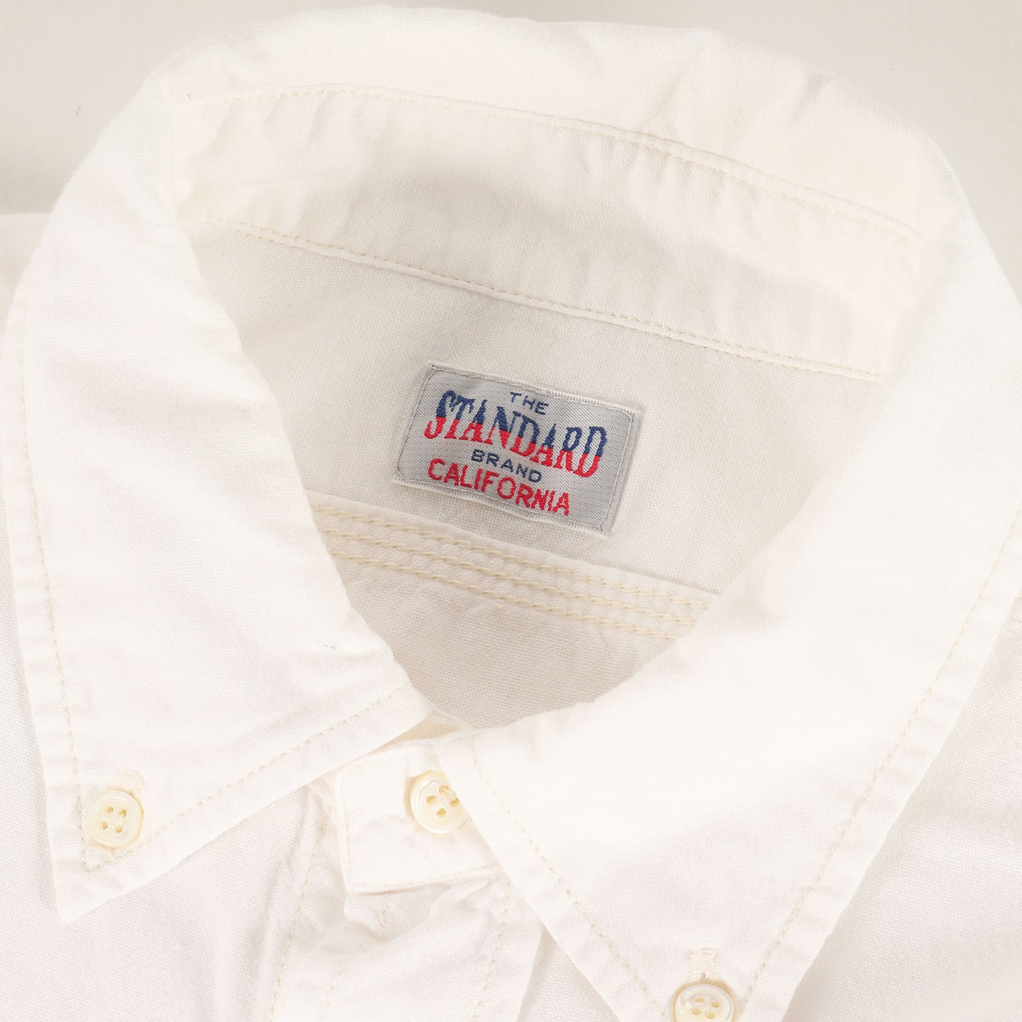 ボタンダウン シャツ