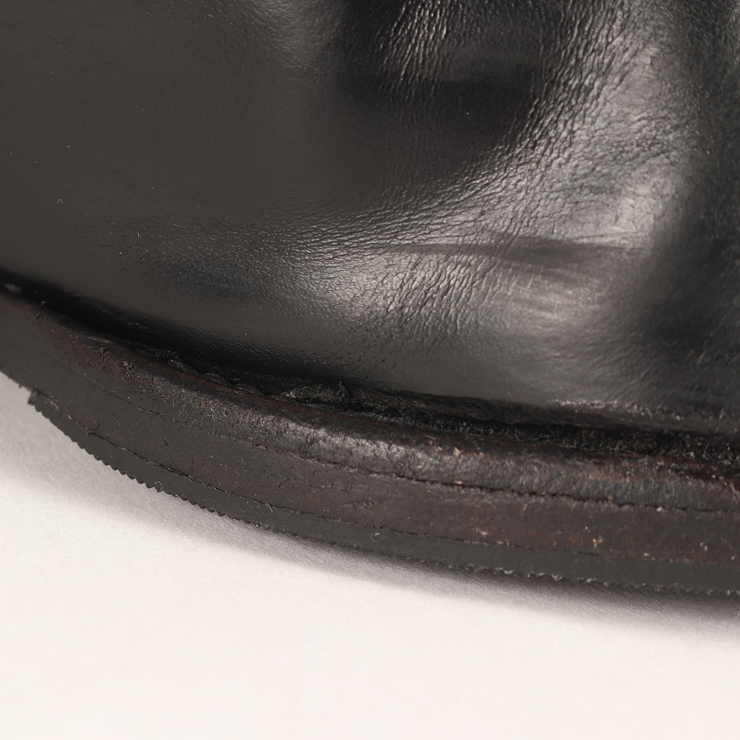 クラシック ワイアット サイドゴア レザー チェルシーブーツ