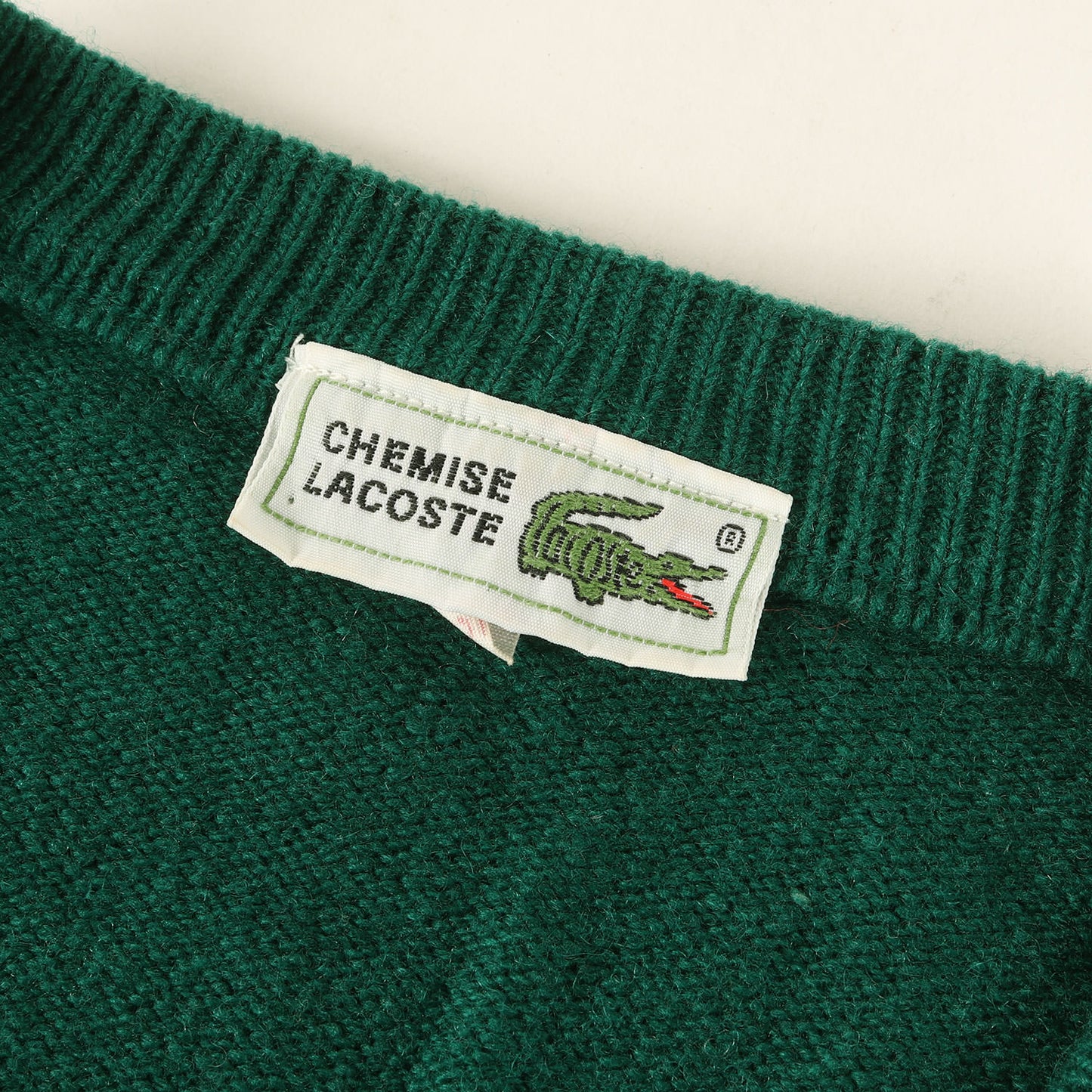 ワンポイント ワニ 刺繍 Vネック ニット セーター / CHEMISE