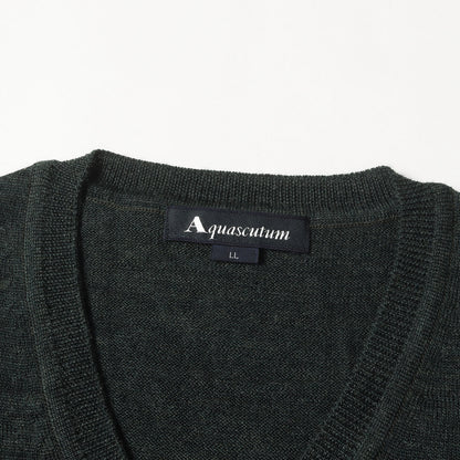 ワンポイント 刺繍 Vネック ニット セーター / MADE IN JAPAN