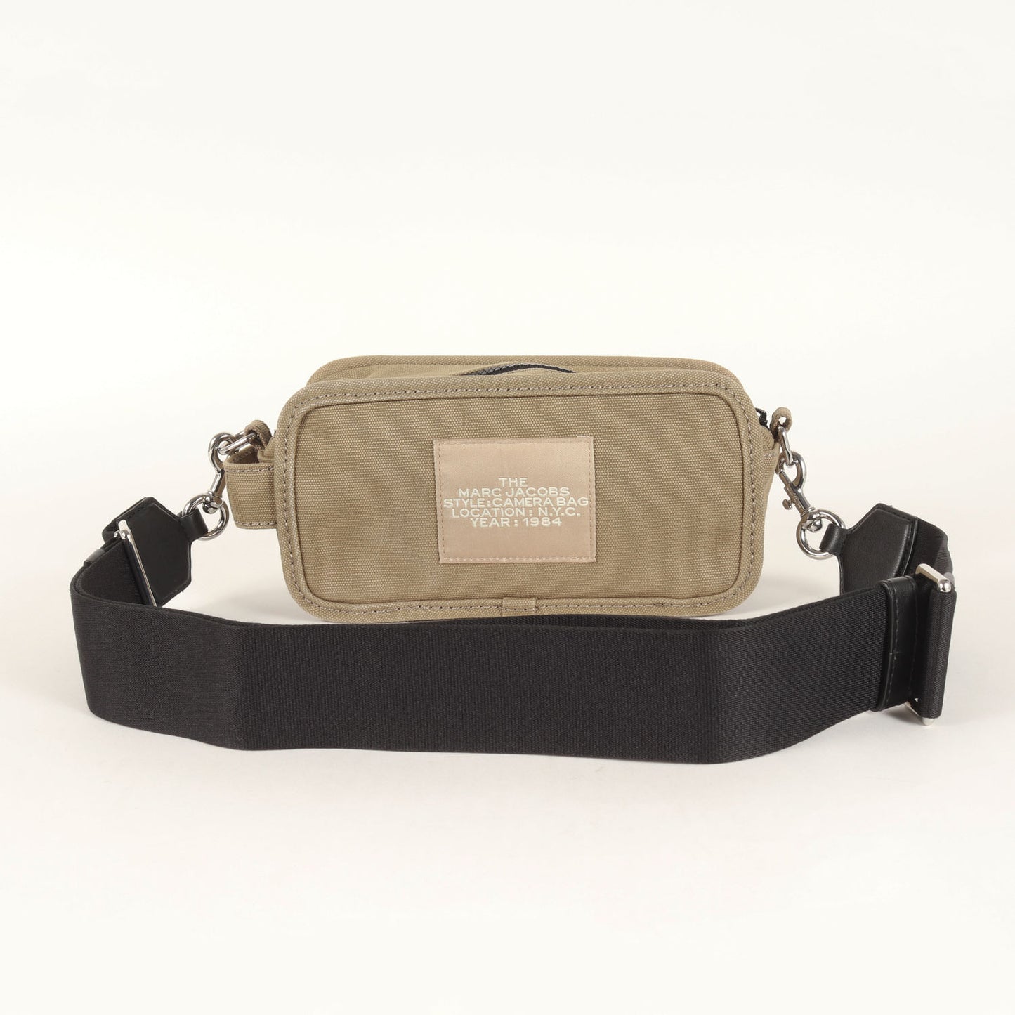 ロゴ キャンバス ショルダー バッグ (THE CAMERA BAG)