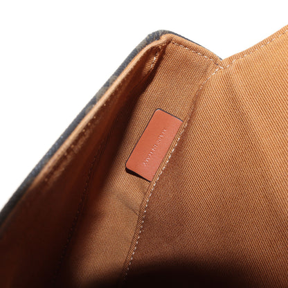 トリオンフ トライアングル ミニ ショルダー バッグ