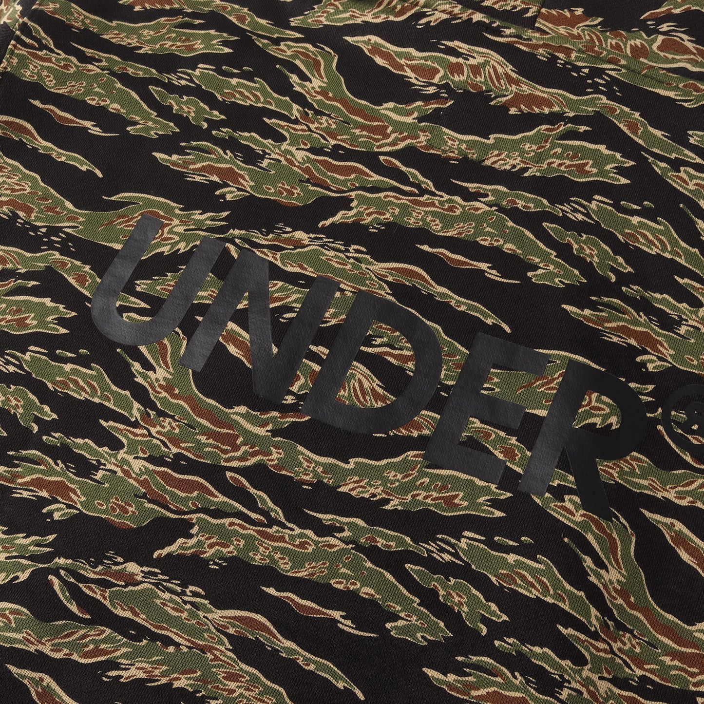 24AW × Champion バックロゴ タイガーカモ スウェット パーカー