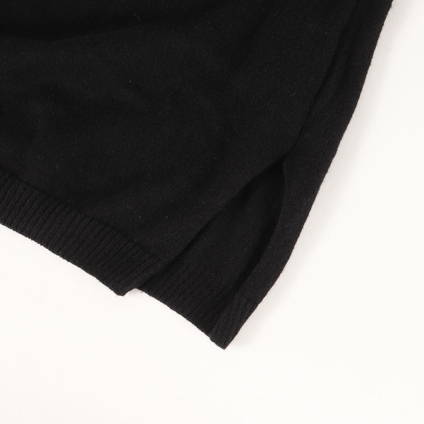 グラフィック ロゴ ハイゲージ コットン ニット (南極2号 JQ PO) / BLACK Scandal