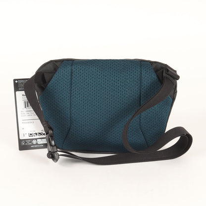 25AW アイコン 刺繍 ポリ クロスボディ バッグ (Mantis 1 Waist Pack)
