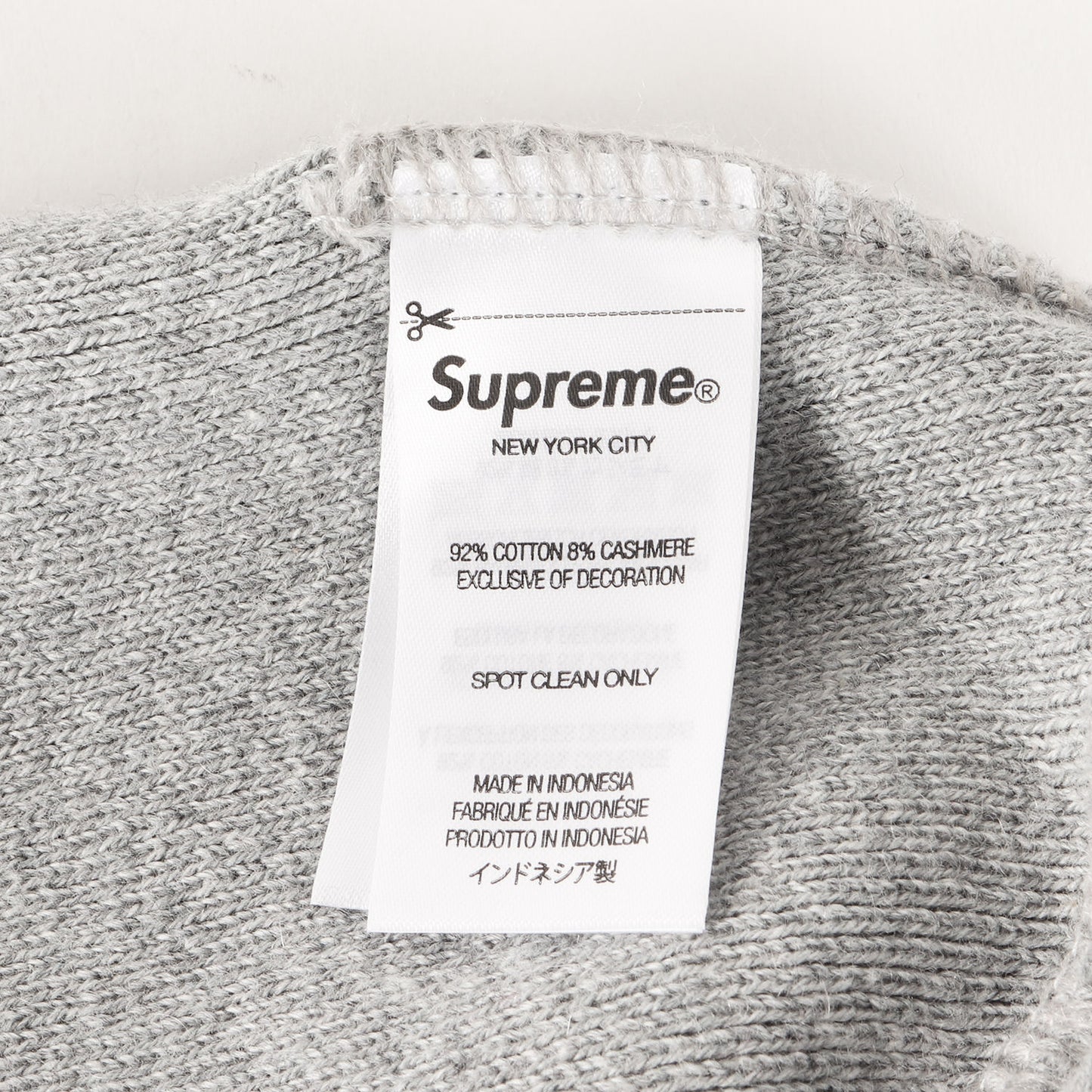 25AW スタッズ ノックアウト ビッグ ロゴ ビーニー (Studded Knockout Big Logo Beanie)