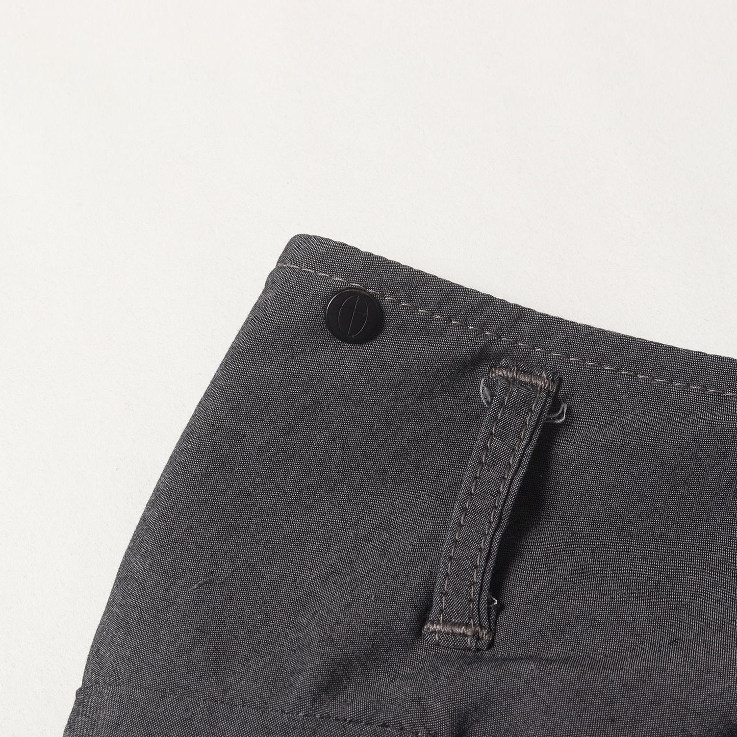 22SS ヘムスナップ クロップド パンツ (Cropped Pants_with Bottons)