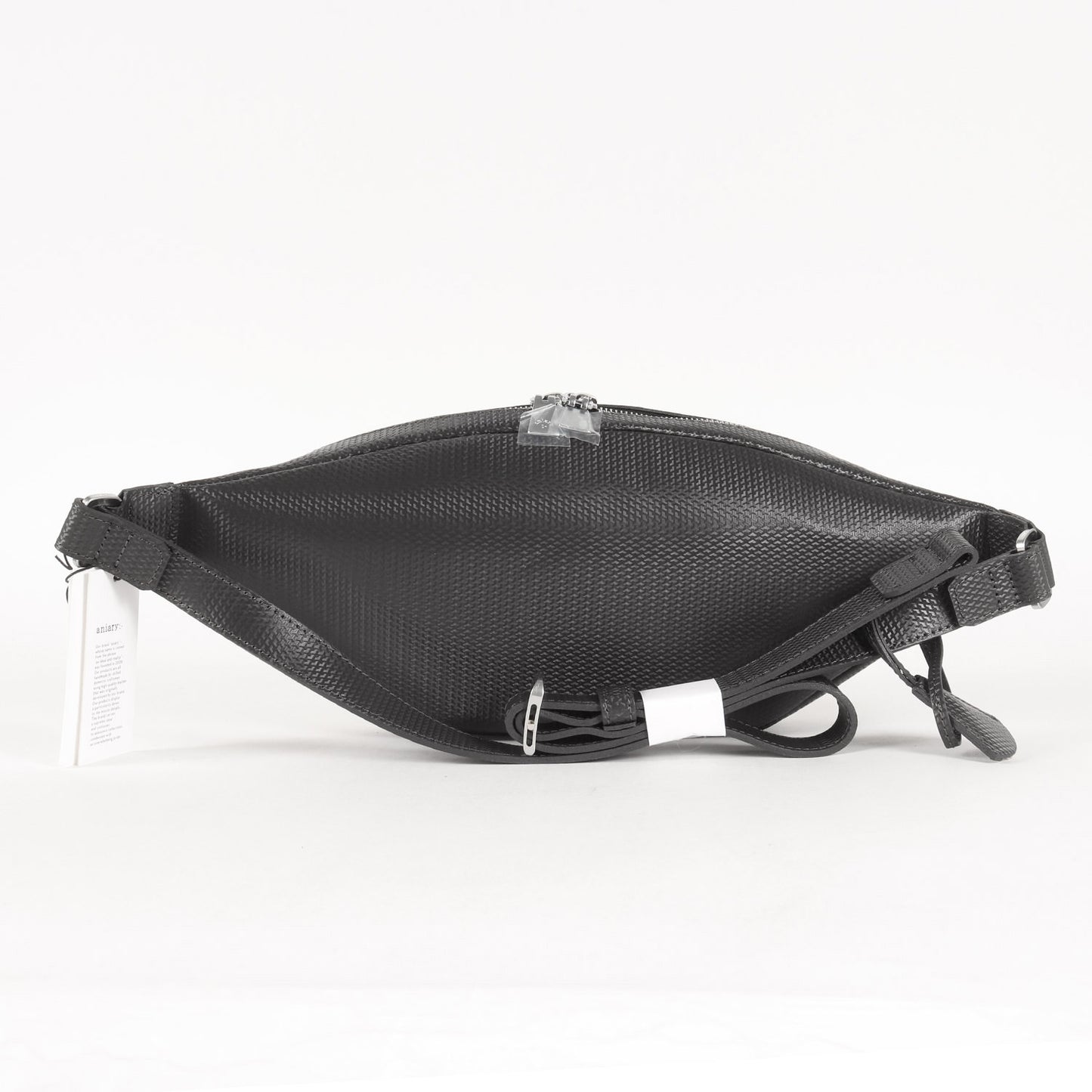 現行モデル ジーフィルム レザー ボディバッグ / MADE IN JAPAN