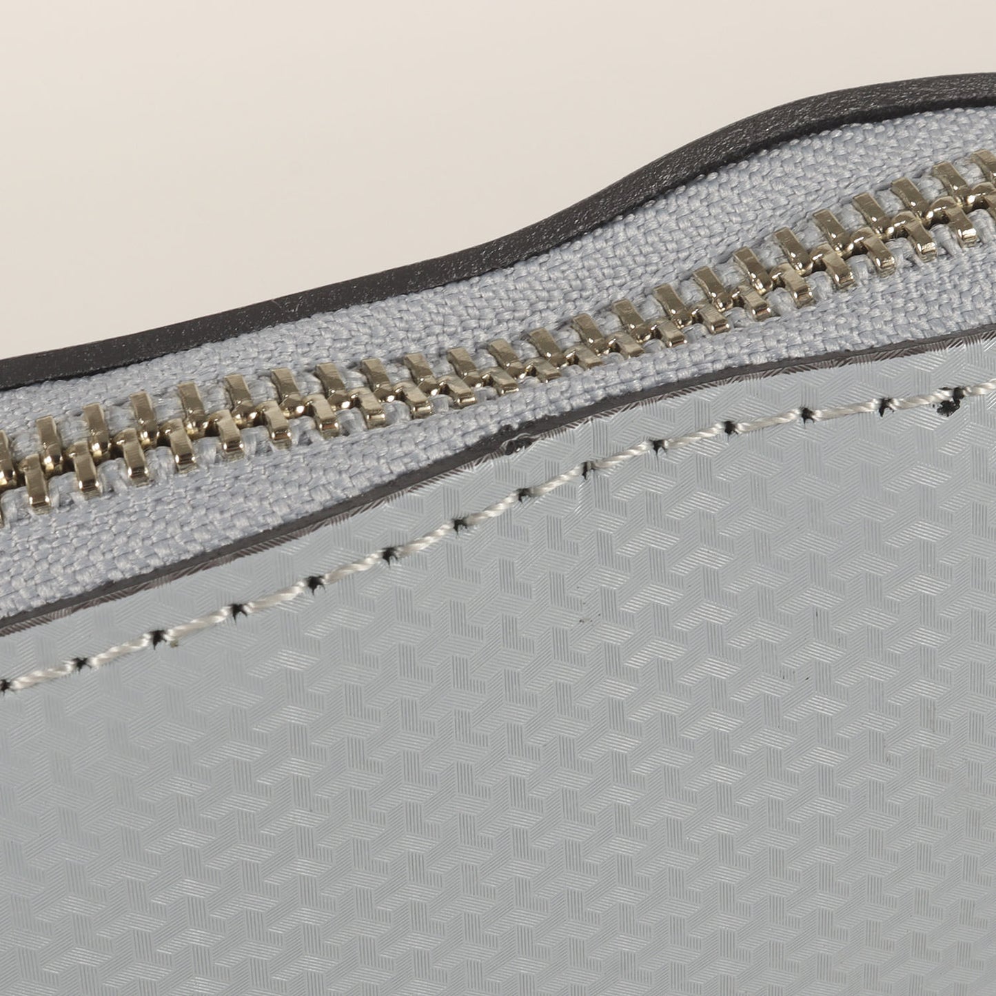 現行モデル ジー フィルム レザー ショルダー バッグ / MADE IN JAPAN