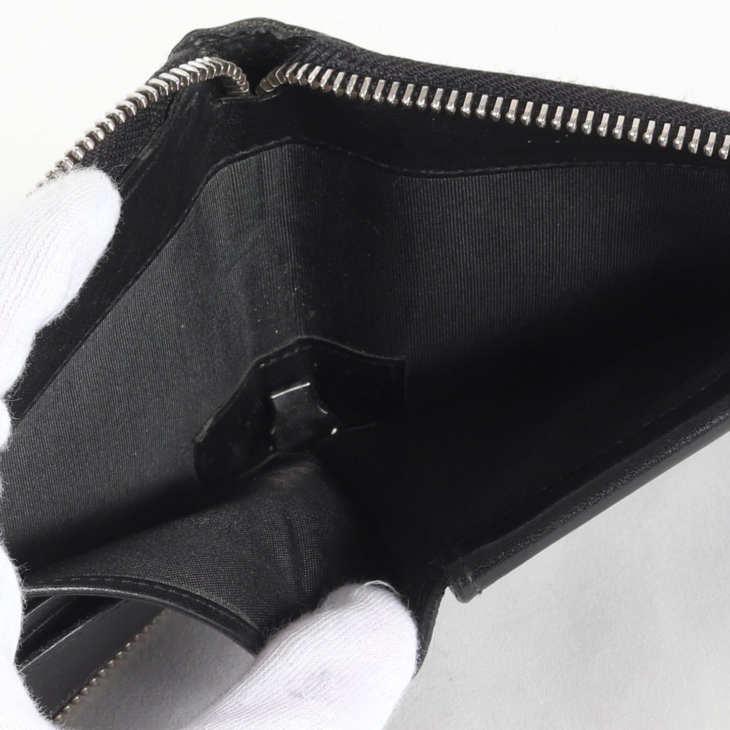 スター エンボス 二つ折り 財布