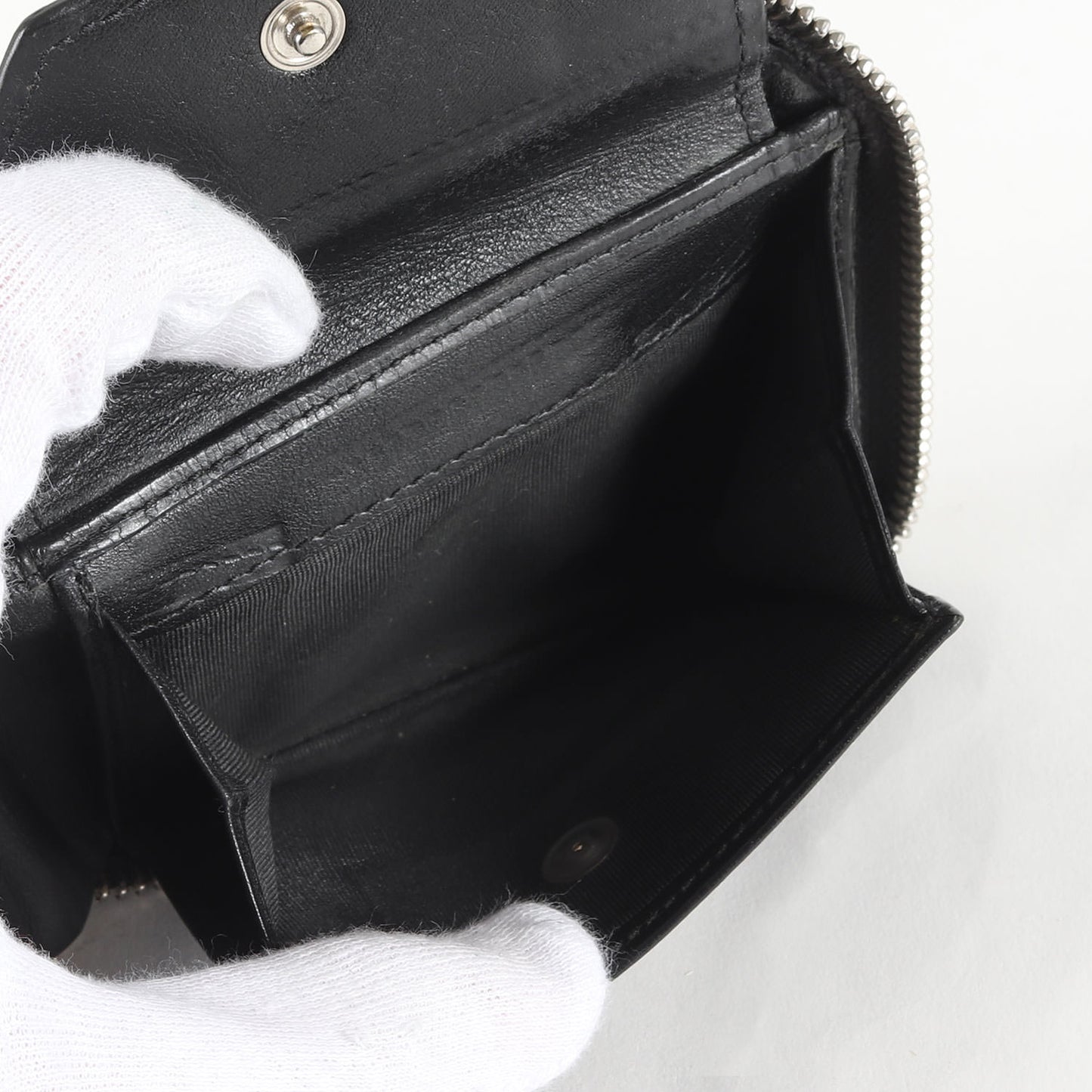 スター エンボス 二つ折り 財布