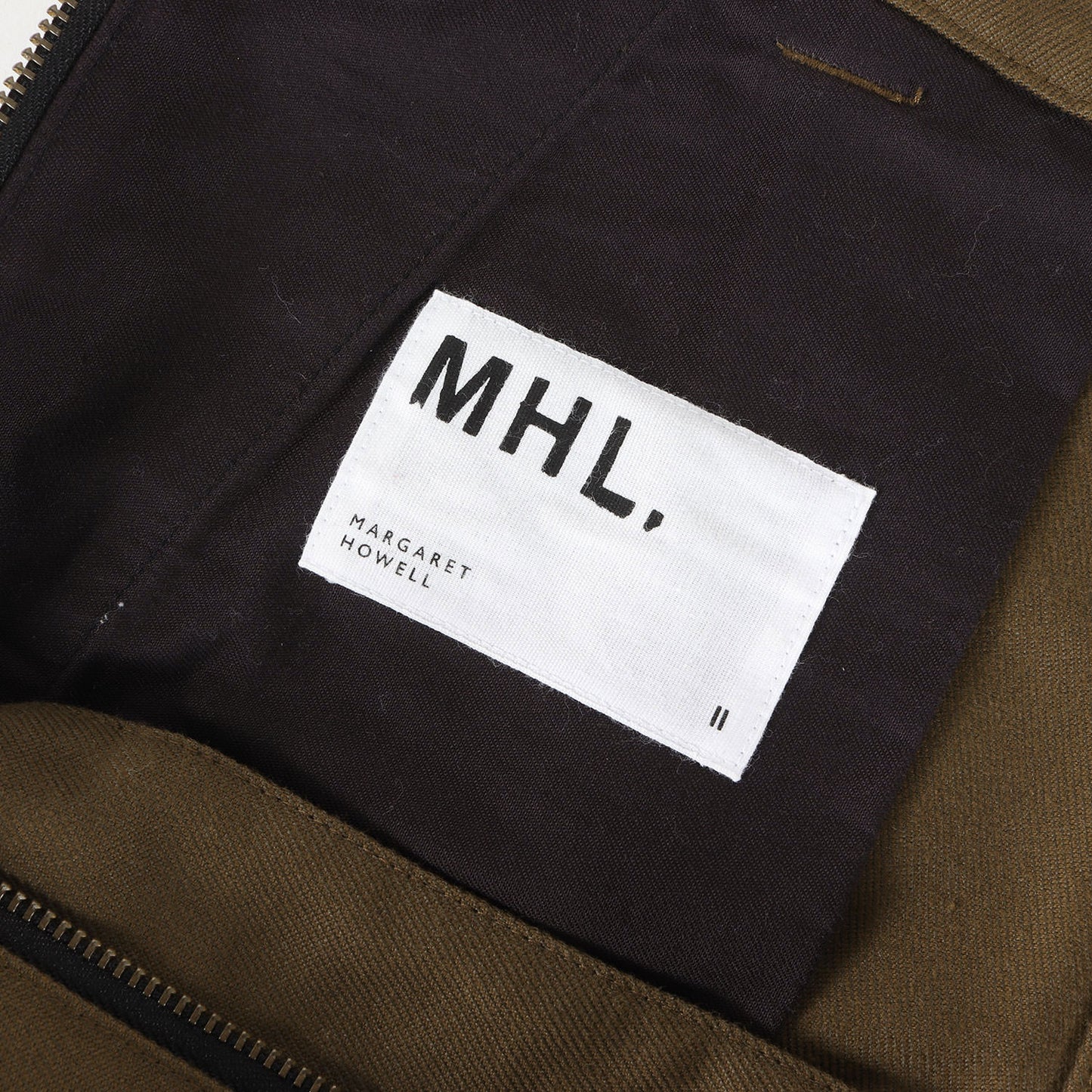 21AW ワンタック ターンアップヘム テーパード パンツ (COTTON WOOL DRILL PANT)